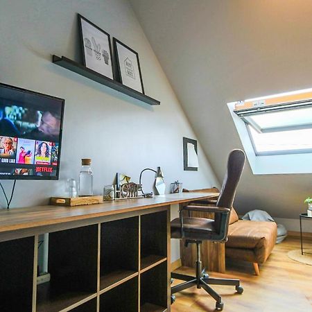 Maisonnette En Duplex Avec Terrasse Breux-Jouy المظهر الخارجي الصورة