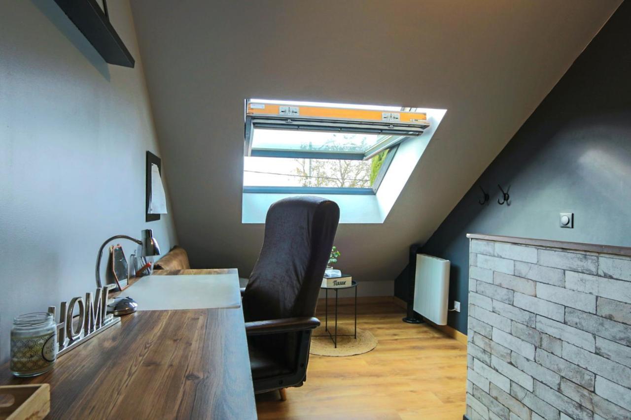 Maisonnette En Duplex Avec Terrasse Breux-Jouy المظهر الخارجي الصورة